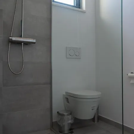 Villa Korala - Luxe Met 4 Dubbele En Prive Zwembad *