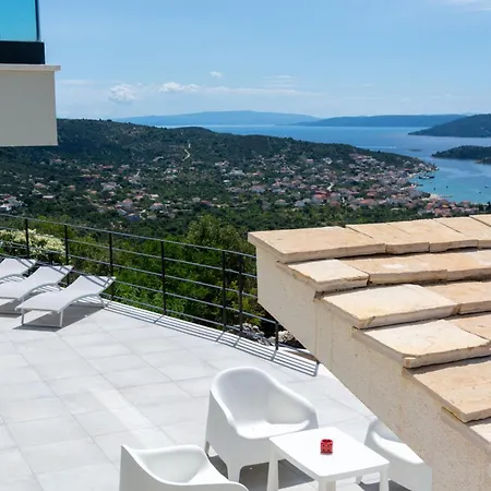 Vila Korala - Luxe Met 4 Dubbele En Prive Zwembad