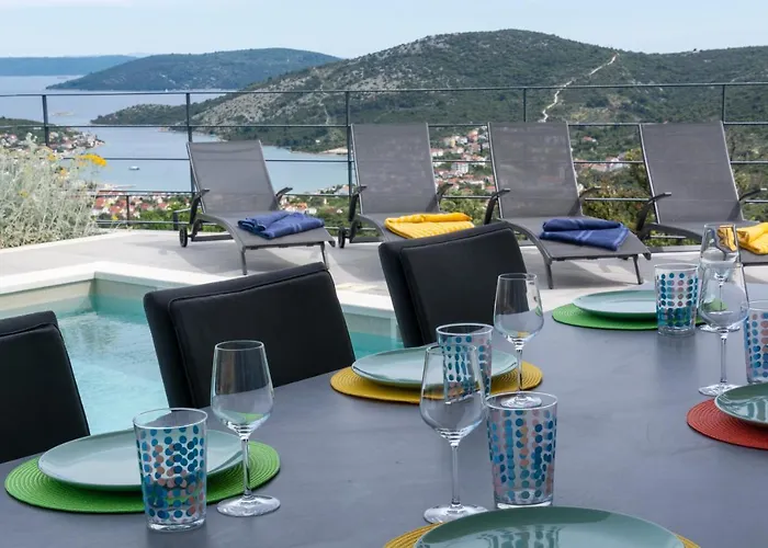 Korala - Luxe Met 4 Dubbele En Prive Zwembad *