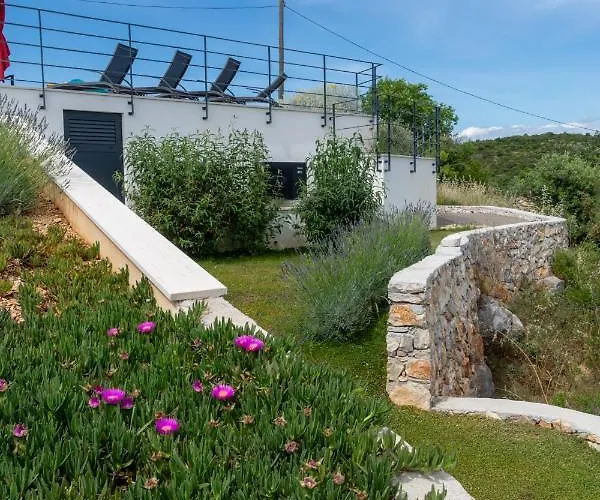 Vila Korala - Luxe Met 4 Dubbele En Prive Zwembad Vinišće