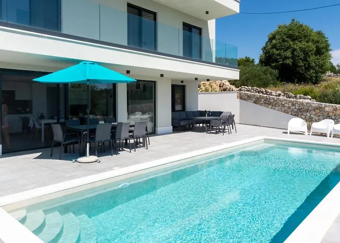 Korala - Luxe Met 4 Dubbele En Prive Zwembad