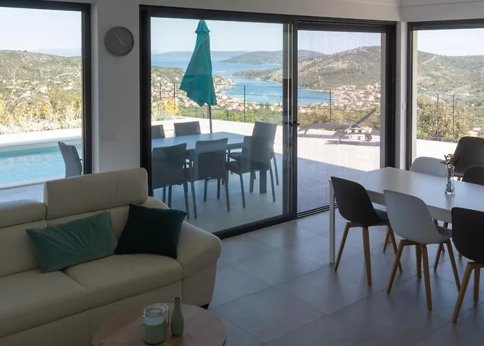 Korala - Luxe Met 4 Dubbele En Prive Zwembad *