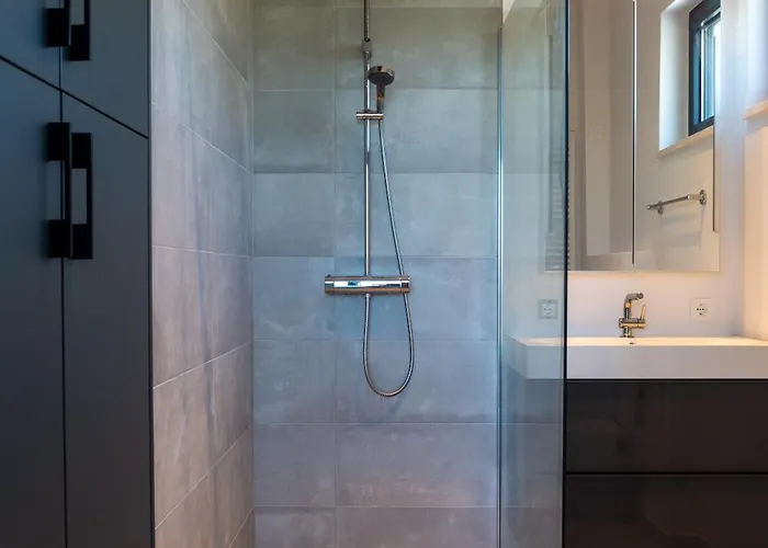 Korala - Luxe Met 4 Dubbele En Prive Zwembad *