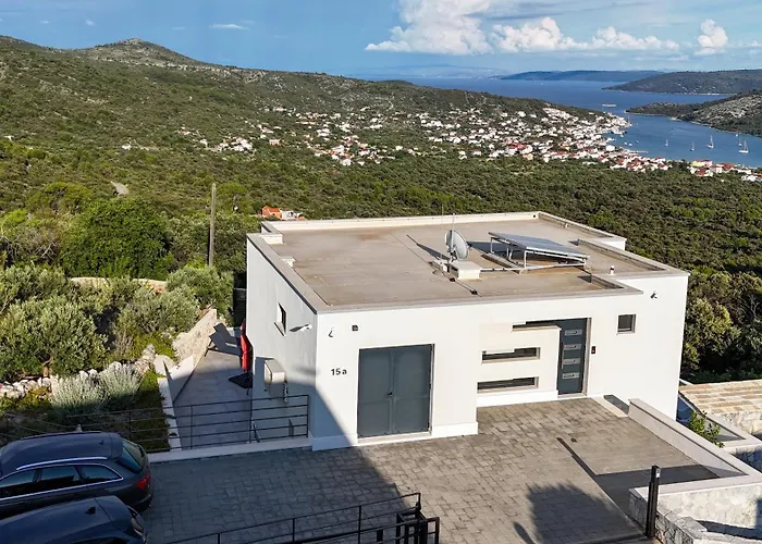 Korala - Luxe Met 4 Dubbele En Prive Zwembad *